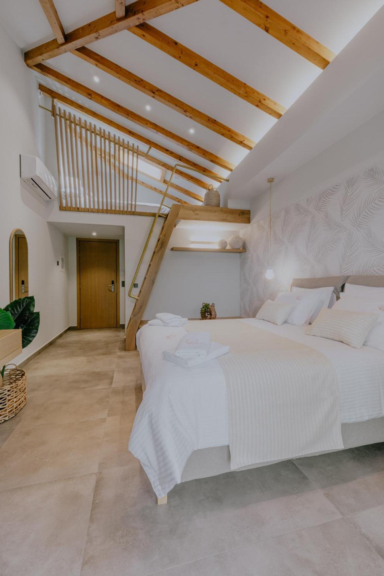 Fildisi Luxury Suites ナフプリオ エクステリア 写真